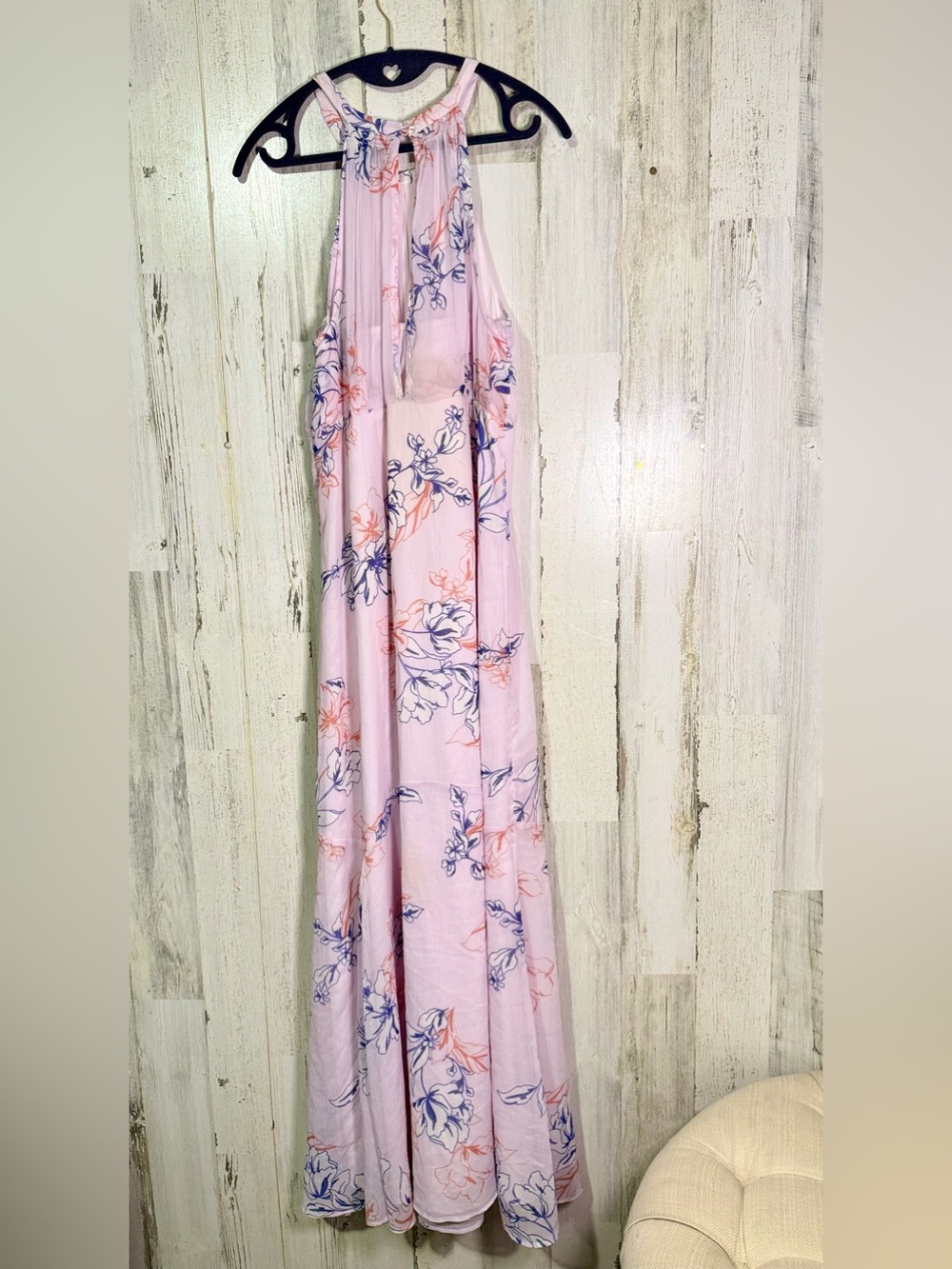 A Pea in the Pod Floral Halter Maxi Dress - Size M - Bohemian, maternity - Picture 8 of 12